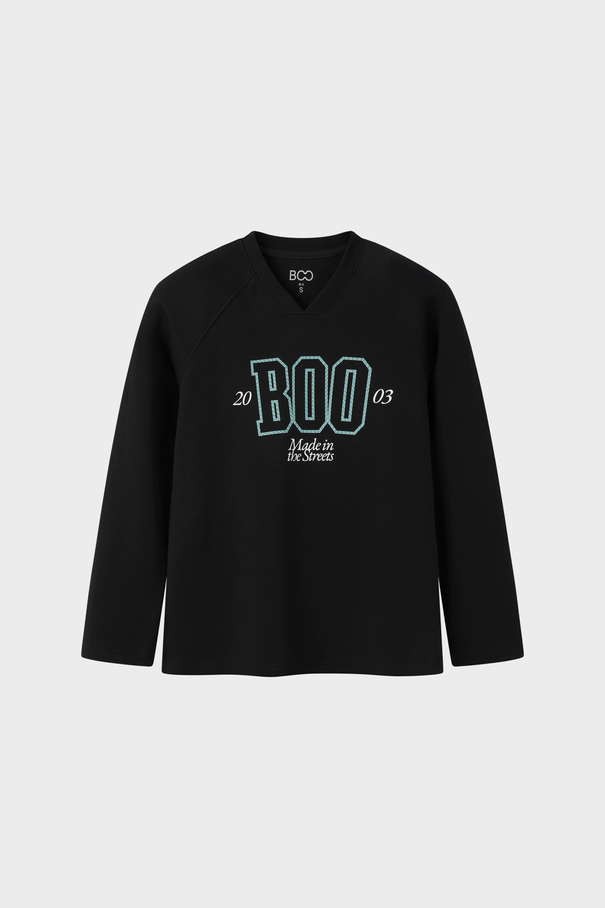 Áo thun dài tay over fit cổ V raglan BOO