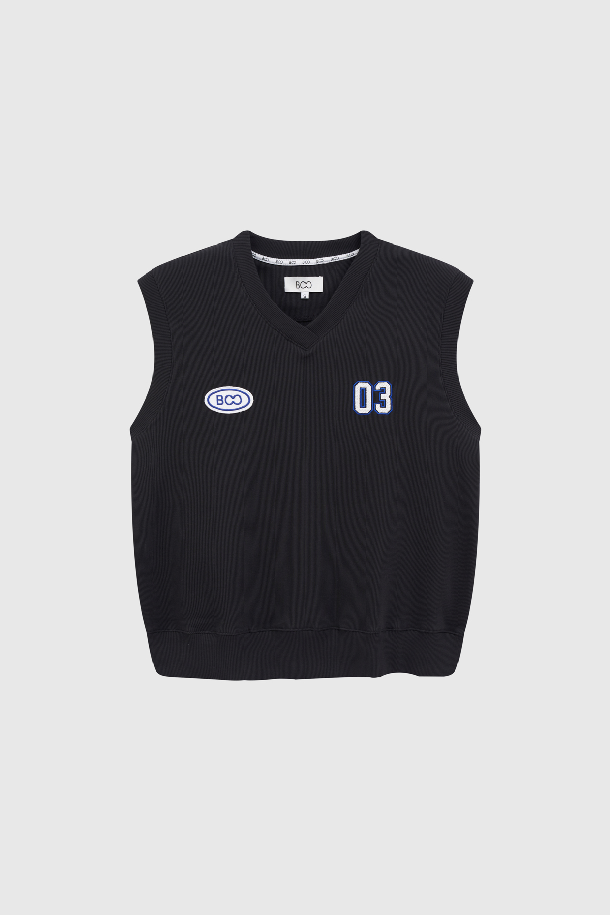Áo gile oversized rib đính patch ESS
